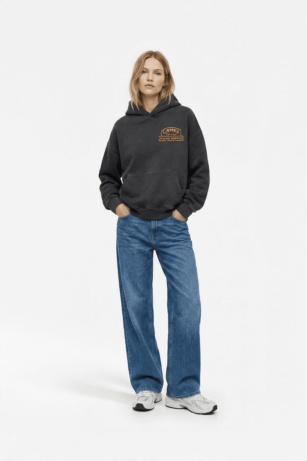 Camel Racing Oversized Hoodie – Vintage Motorsport Style J4R