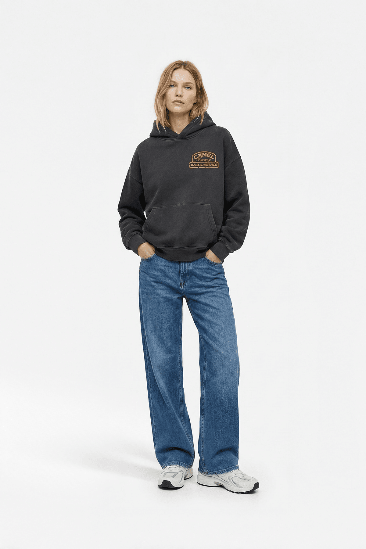 Camel Racing Oversized Hoodie – Vintage Motorsport Style J4R